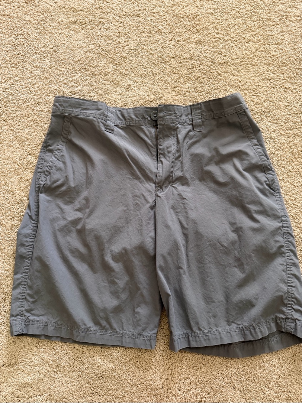 Columbia Men's Gray Casual shorts